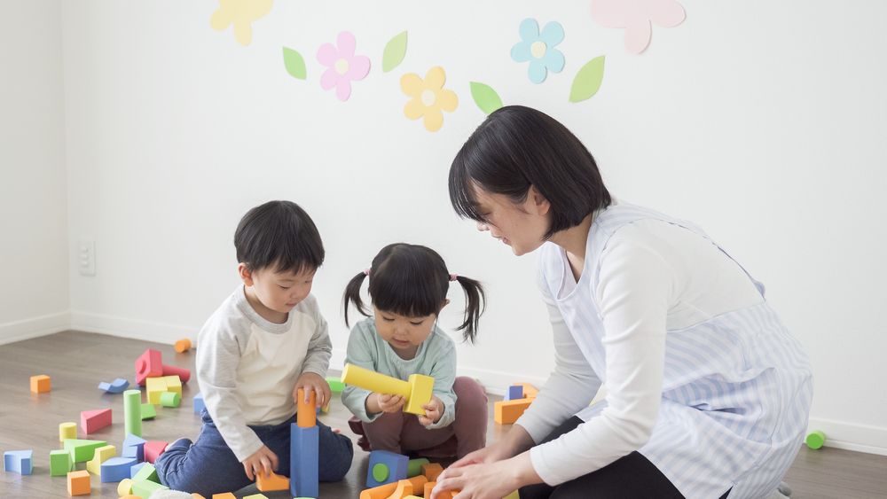 3歳児におすすめの室内遊び選 保育のねらいと3歳児の発育も解説 保育の求人あるある